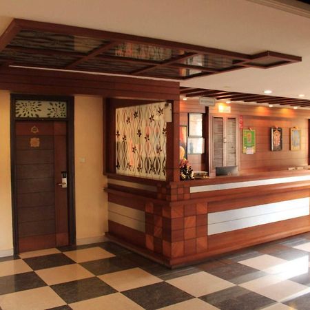 Hotel Venkadaramana Tower - Friendliness & Cleanliness Room Kumbakonam Ngoại thất bức ảnh