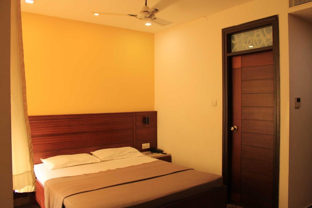 Hotel Venkadaramana Tower - Friendliness & Cleanliness Room Kumbakonam Ngoại thất bức ảnh